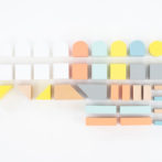 dou? #005 Carry me キャリーミードウ? つみき 積み木 コロコロ スーツケース ケースつき 赤ちゃん おもちゃ 木のおもちゃ おしゃれ 出産祝い お祝い ギフト 出産祝い 男の子 女の子 玩具 木製玩具 キッズ 知育 知育玩具 AH-MART