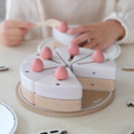 dou? #009 Make a wish ケーキ クリスマスプレゼント おままごとセット パズル ままごと ドウ? おもちゃ 木のおもちゃ おしゃれ 出産祝い お祝い ギフト 玩具 木製玩具 キッズ 知育 知育玩具 AH-MART