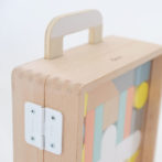 dou? #005 Carry me キャリーミードウ? つみき 積み木 コロコロ スーツケース ケースつき 赤ちゃん おもちゃ 木のおもちゃ おしゃれ 出産祝い お祝い ギフト 出産祝い 男の子 女の子 玩具 木製玩具 キッズ 知育 知育玩具 AH-MART