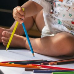 子どもの創造力を育むお絵描きの効果